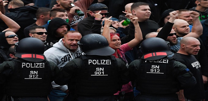 Allemagne: nouveau défilé de l'extrême droite après une « chasse » aux étrangers